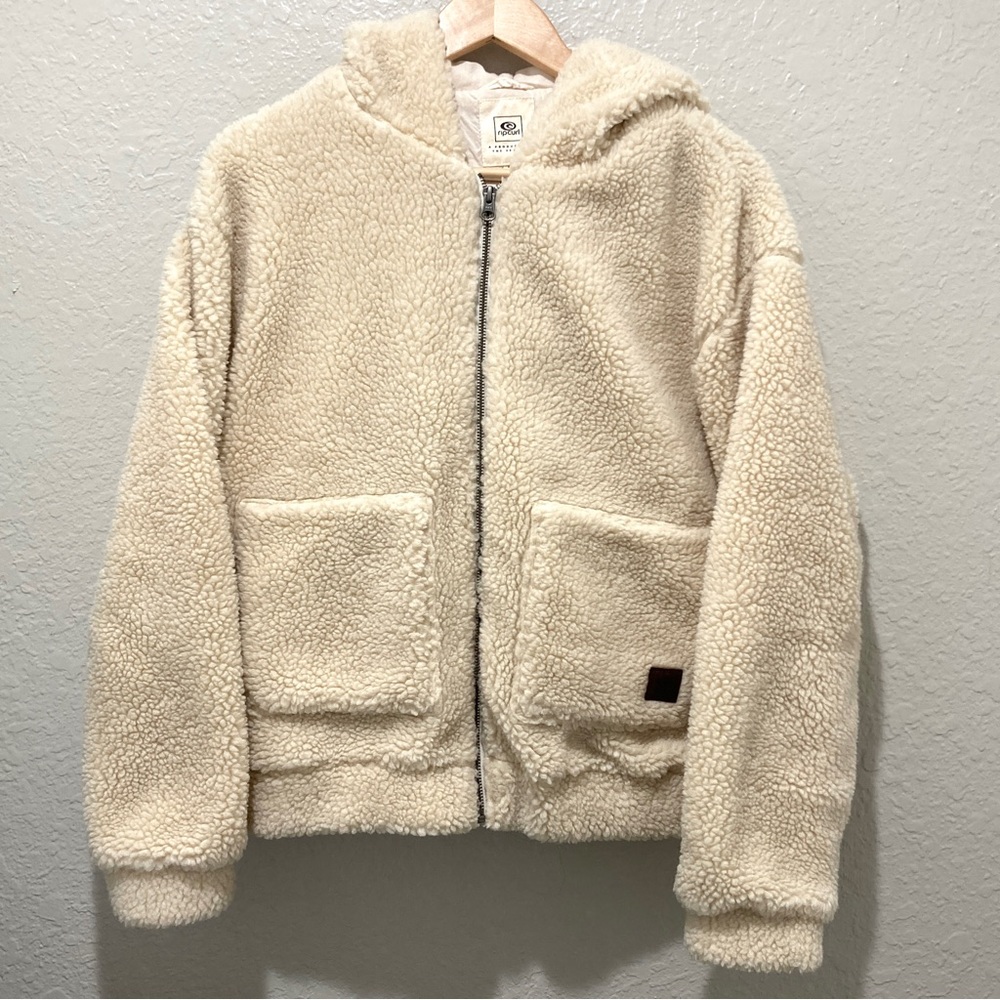 Rip Curl Hooded Sherpa / Teddy Zip-up Jacket With Hood / Cream / size M
